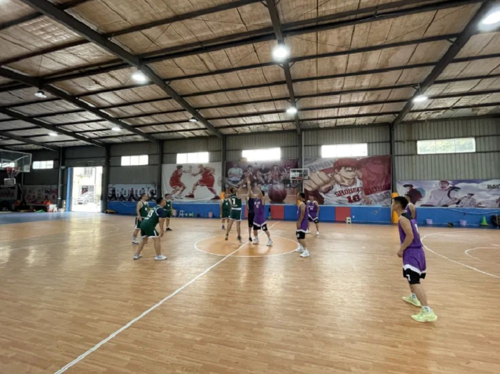 銅仁城交集團與中國電信公司銅仁分公司開展籃球聯誼比賽